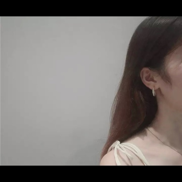 Gold lock pin clip mosquito coil clip on earrings - Picture 3 of 3